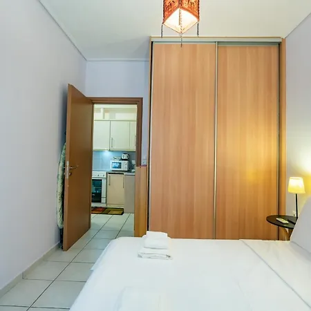 Flat In Excellent Location With Private Parking Apartment Athens