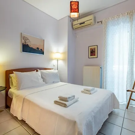 Flat In Excellent Location With Private Parking * Athens